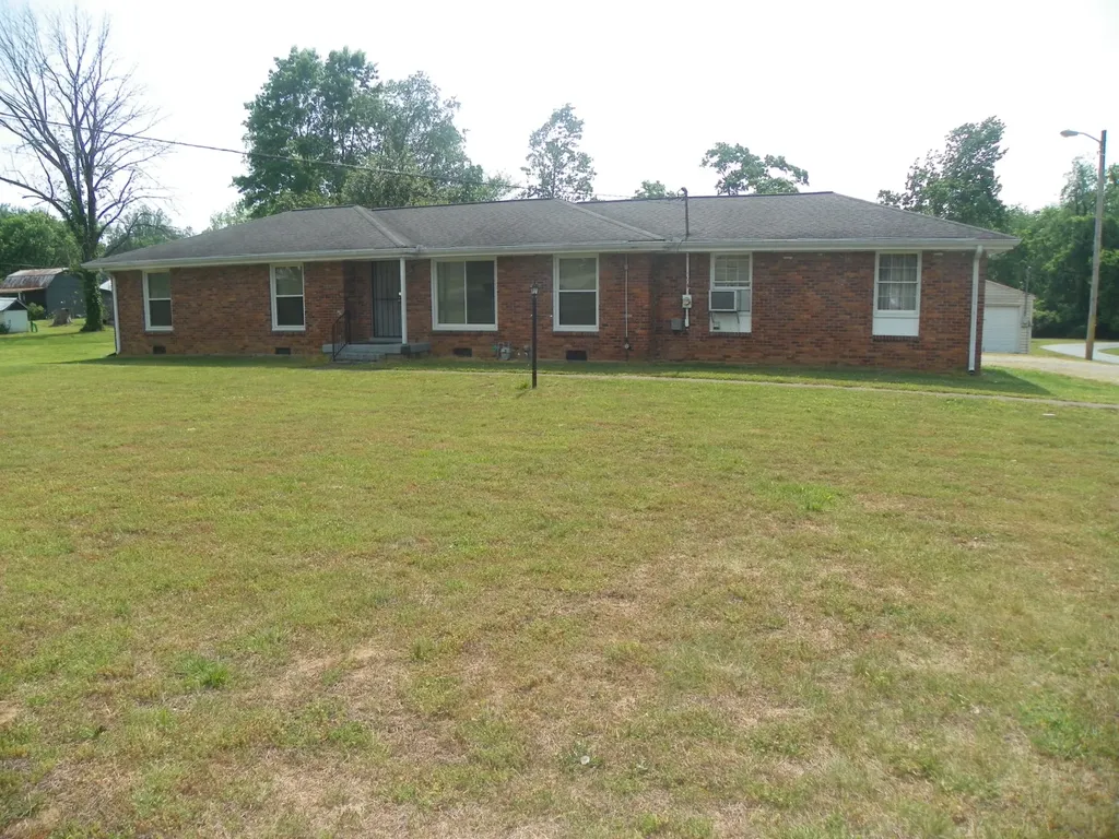 1544 Neelys Bend Road Madison TN 37115