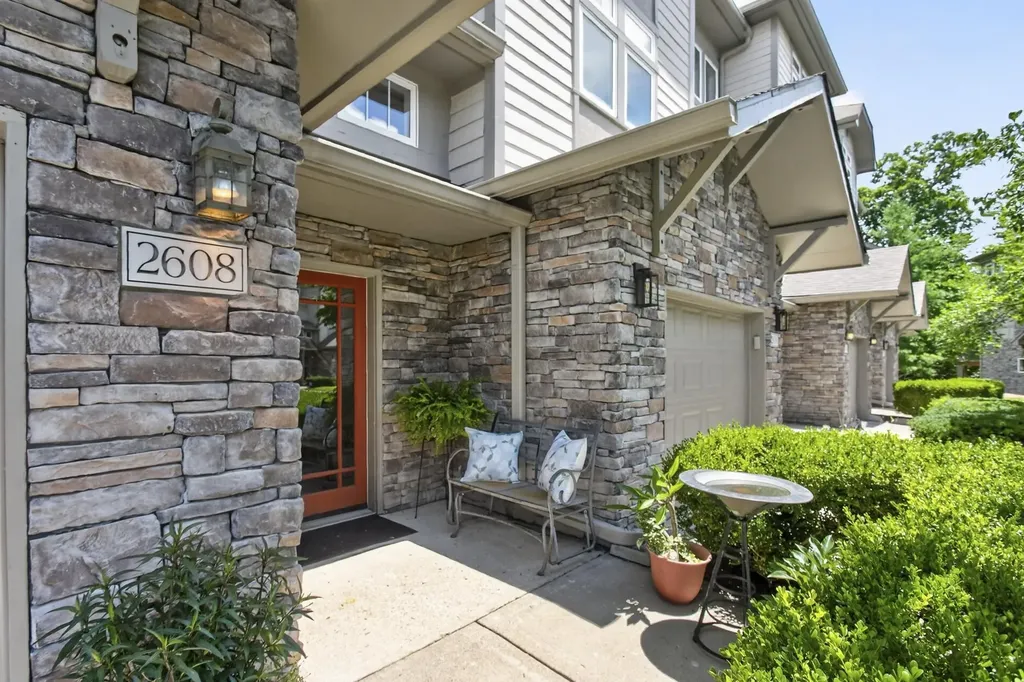 320 Old Hickory Boulevard Nashville TN 37221