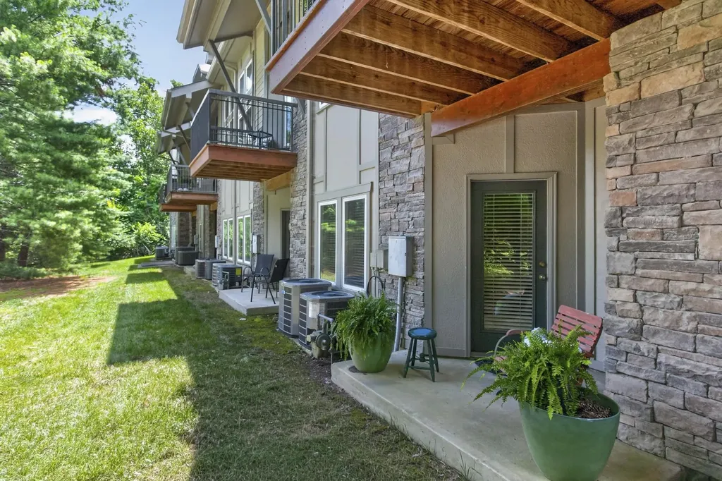 320 Old Hickory Boulevard Nashville TN 37221