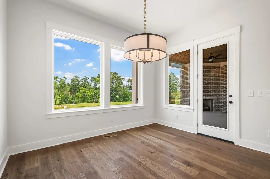 7303 Orrinshire Drive Fairview TN 37062