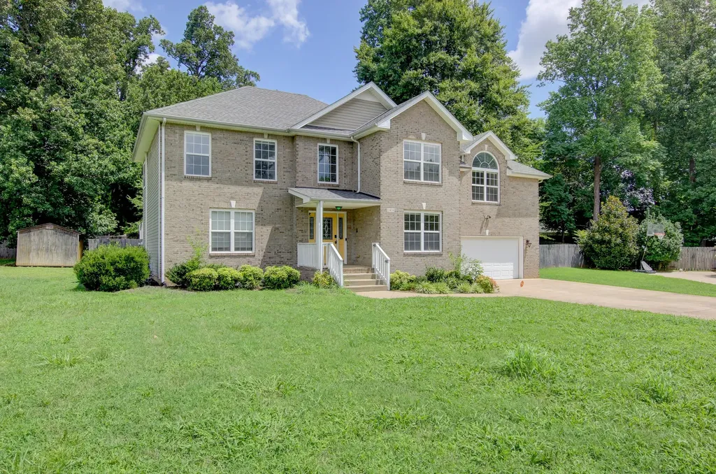 2478 Hattington Drive Clarksville TN 37042