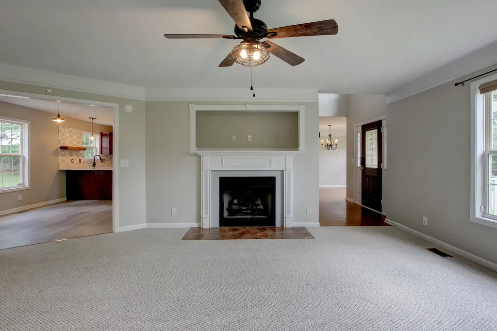 2478 Hattington Drive Clarksville TN 37042
