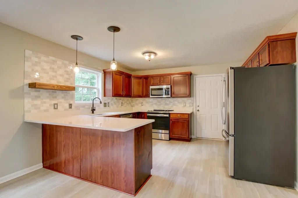 2478 Hattington Drive Clarksville TN 37042