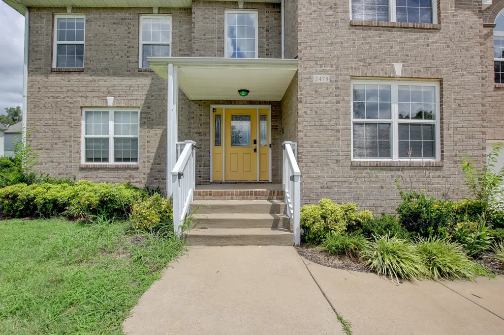 2478 Hattington Drive Clarksville TN 37042