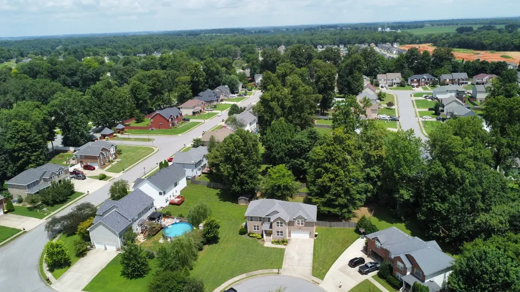 2478 Hattington Drive Clarksville TN 37042