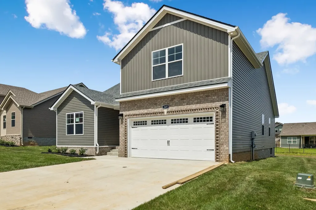 249 Billy Goat Court Clarksville TN 37040