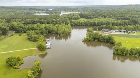 982 Lost Creek Boat Dock Road Decaturville TN 38329