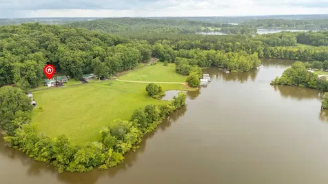 982 Lost Creek Boat Dock Road Decaturville TN 38329
