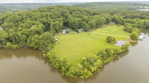 982 Lost Creek Boat Dock Road Decaturville TN 38329