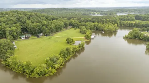 982 Lost Creek Boat Dock Road Decaturville TN 38329