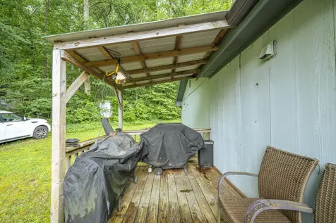 982 Lost Creek Boat Dock Road Decaturville TN 38329