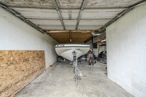 982 Lost Creek Boat Dock Road Decaturville TN 38329
