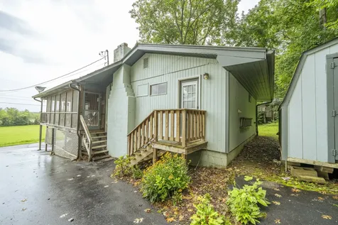 982 Lost Creek Boat Dock Road Decaturville TN 38329