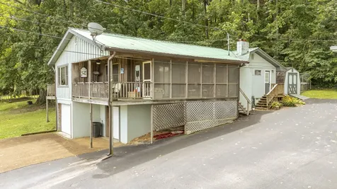 982 Lost Creek Boat Dock Road Decaturville TN 38329