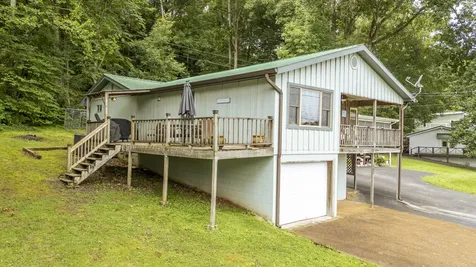 982 Lost Creek Boat Dock Road Decaturville TN 38329
