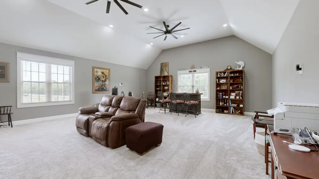 1742 Old Gallatin Road Portland TN 37148