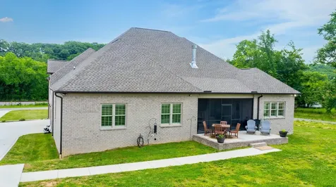 1742 Old Gallatin Road Portland TN 37148