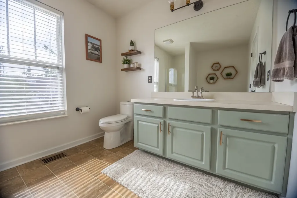 4175 Longfellow Drive Nashville TN 37214