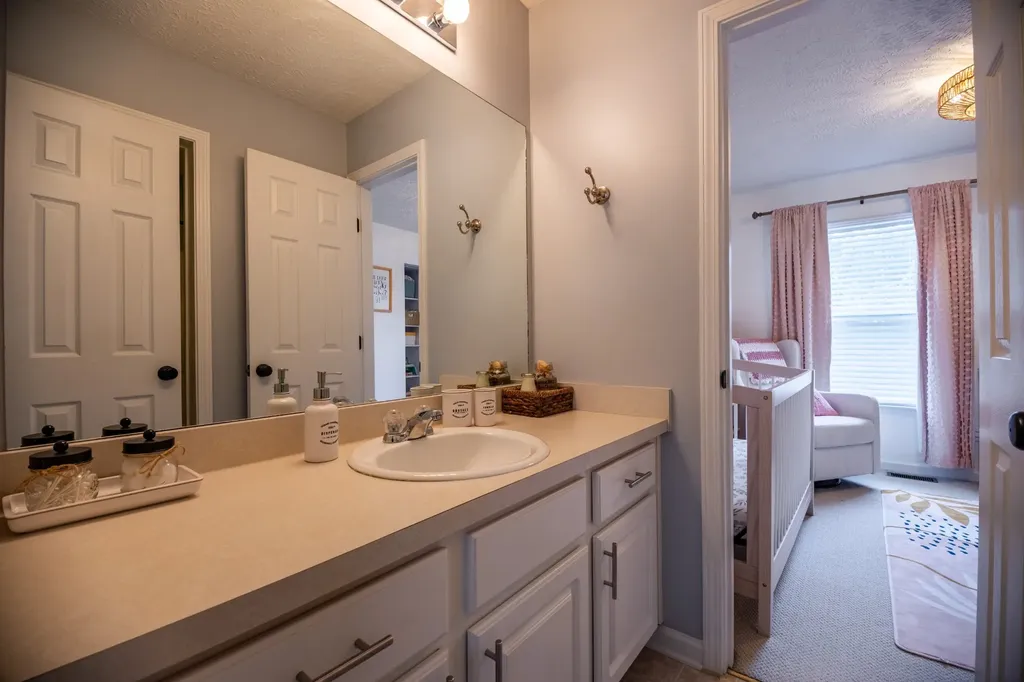 4175 Longfellow Drive Nashville TN 37214