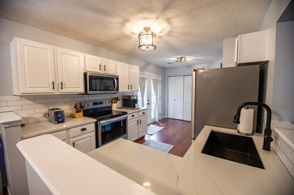 4175 Longfellow Drive Nashville TN 37214