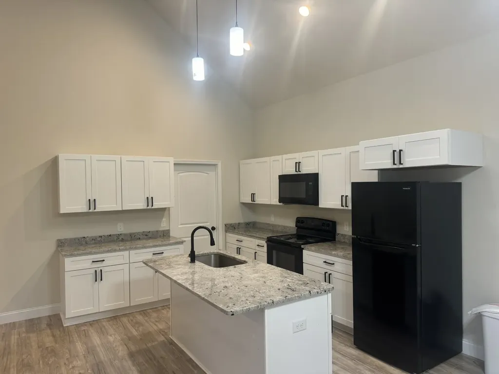 2055 Collier Road Lewisburg TN 37091