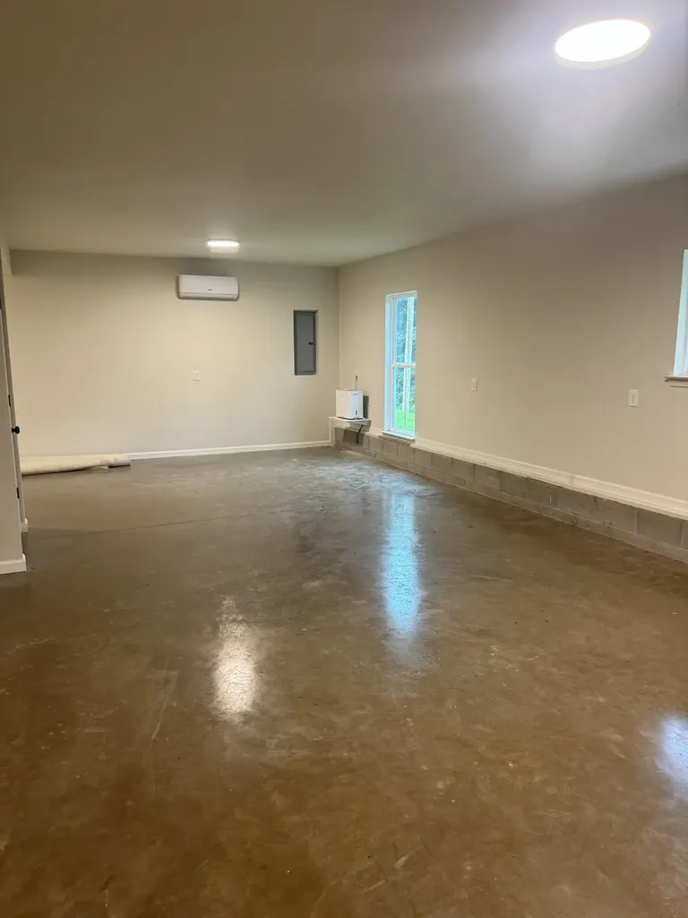 2055 Collier Road Lewisburg TN 37091