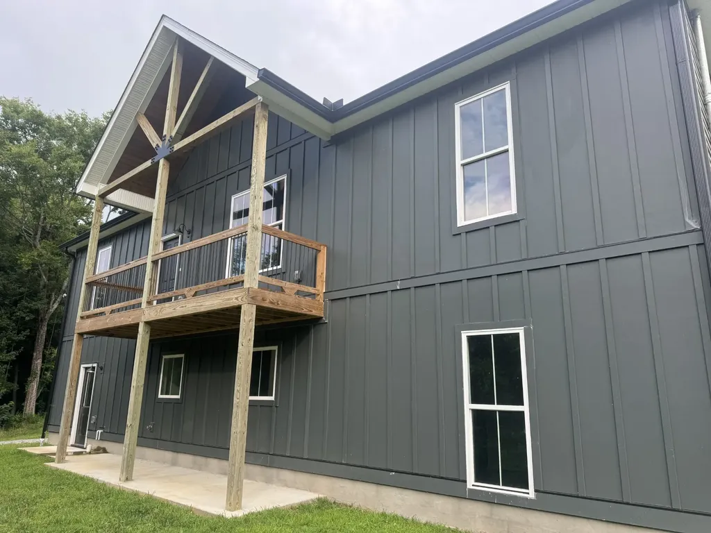 2055 Collier Road Lewisburg TN 37091