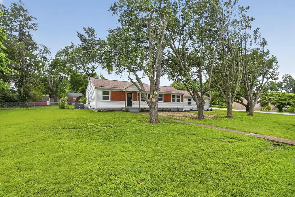 900 Vantrease Road Madison TN 37115