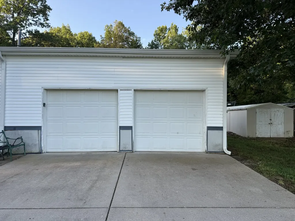 161 Hopkins Bridge Road Unionville TN 37180