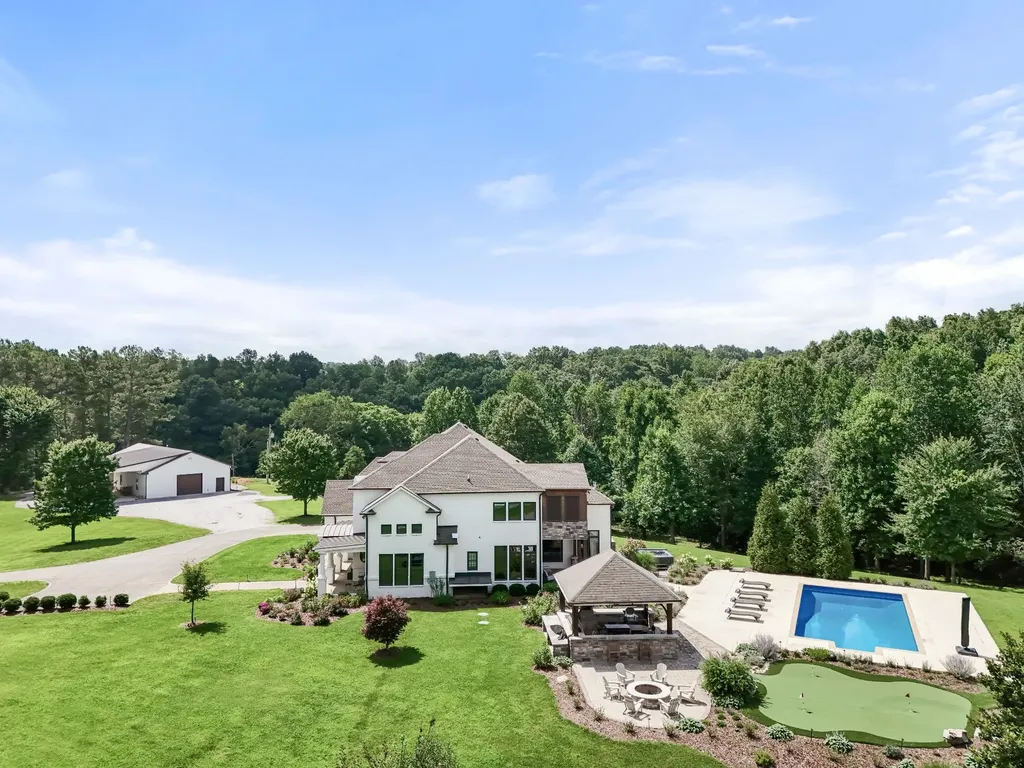 1025 Choate Road Dickson TN 37055