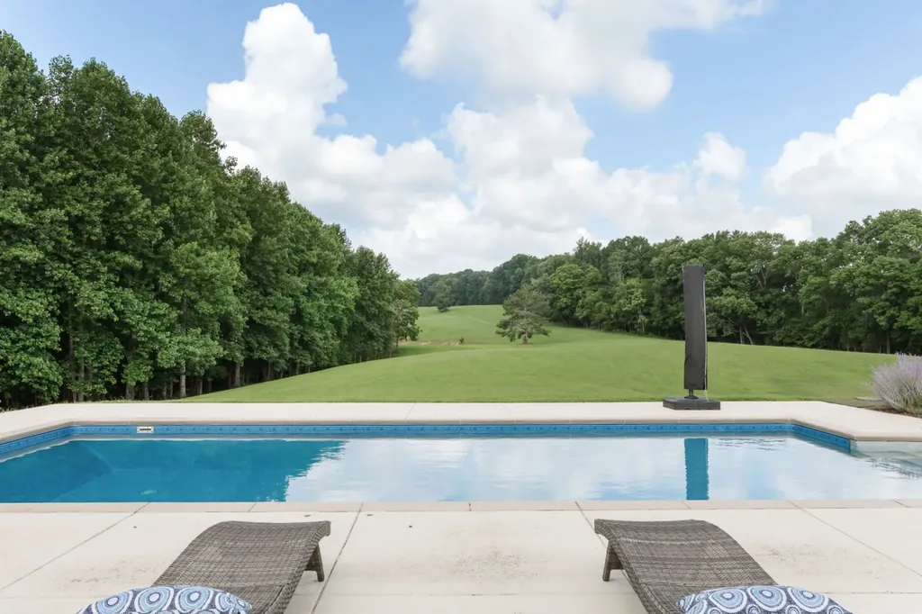 1025 Choate Road Dickson TN 37055