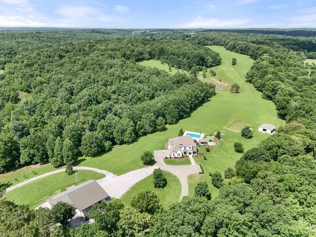 1025 Choate Road Dickson TN 37055