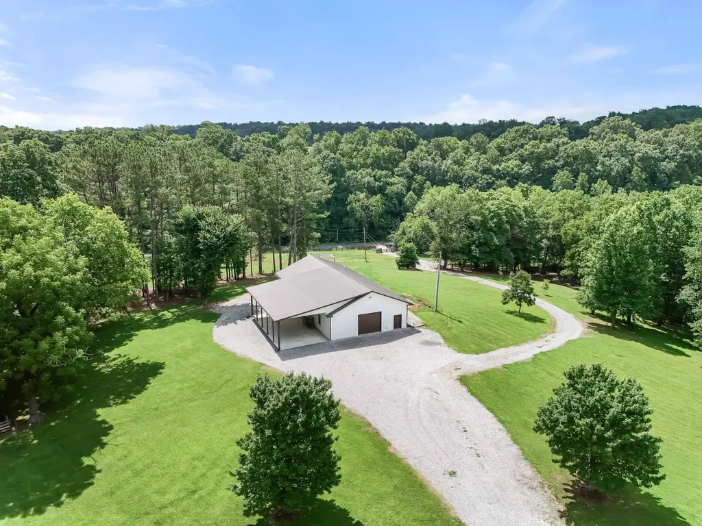 1025 Choate Road Dickson TN 37055