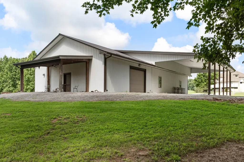 1025 Choate Road Dickson TN 37055