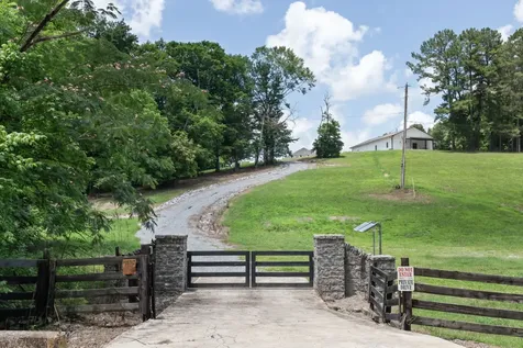 1025 Choate Road Dickson TN 37055