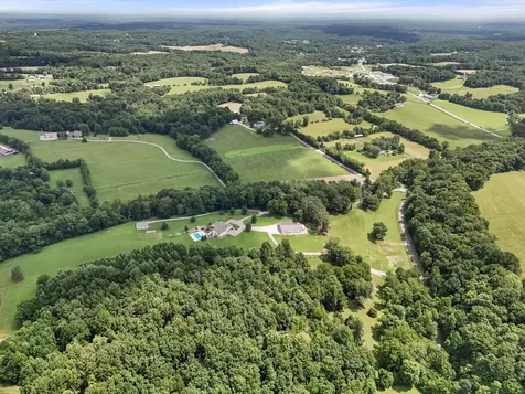 1025 Choate Road Dickson TN 37055