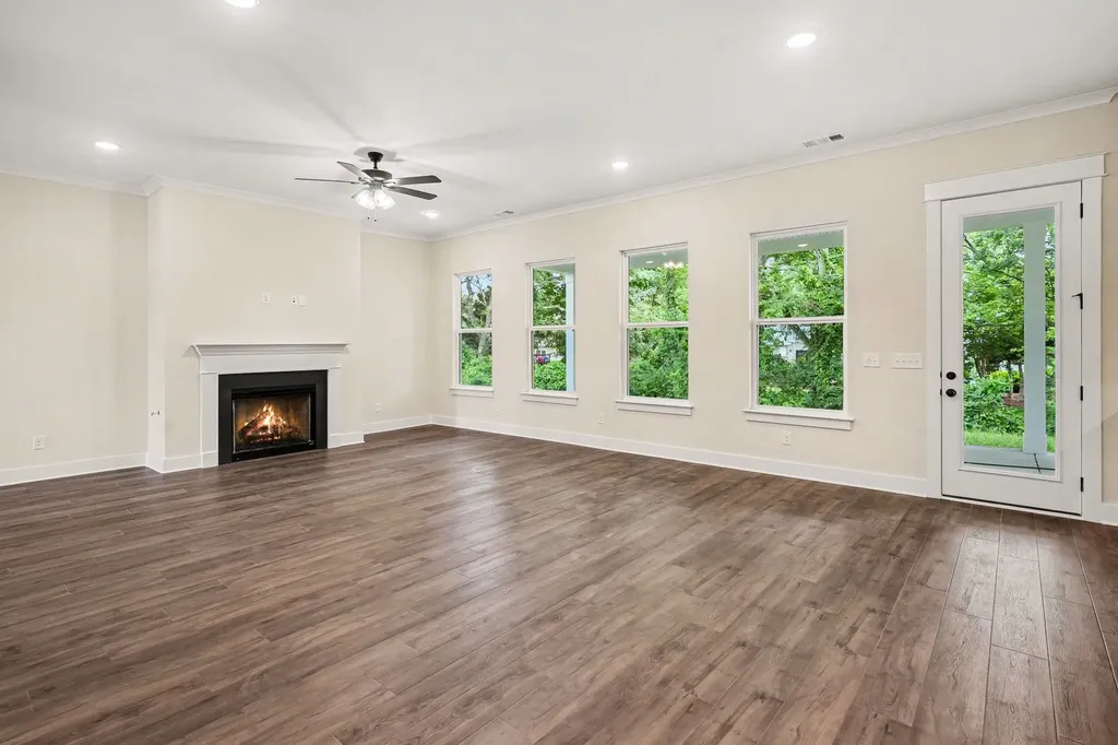 306 Eyak Lane Murfreesboro TN 37129