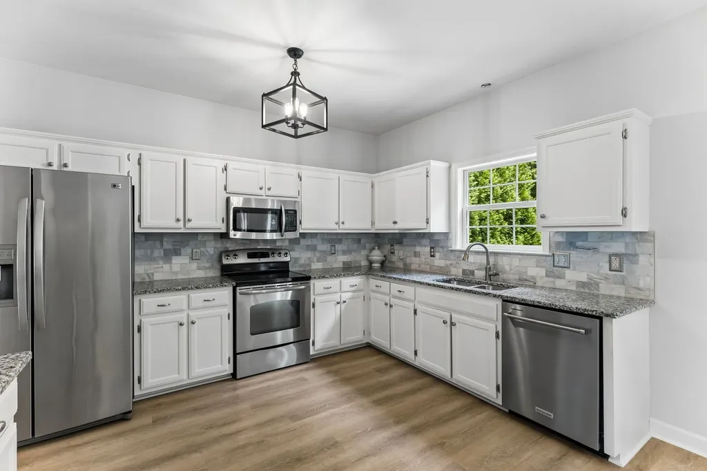 2744 Aston Woods Lane Thompsons Station TN 37179