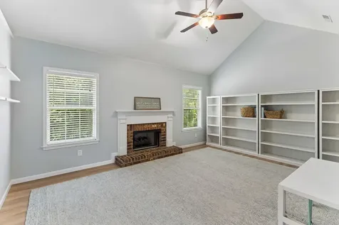 2744 Aston Woods Lane Thompsons Station TN 37179