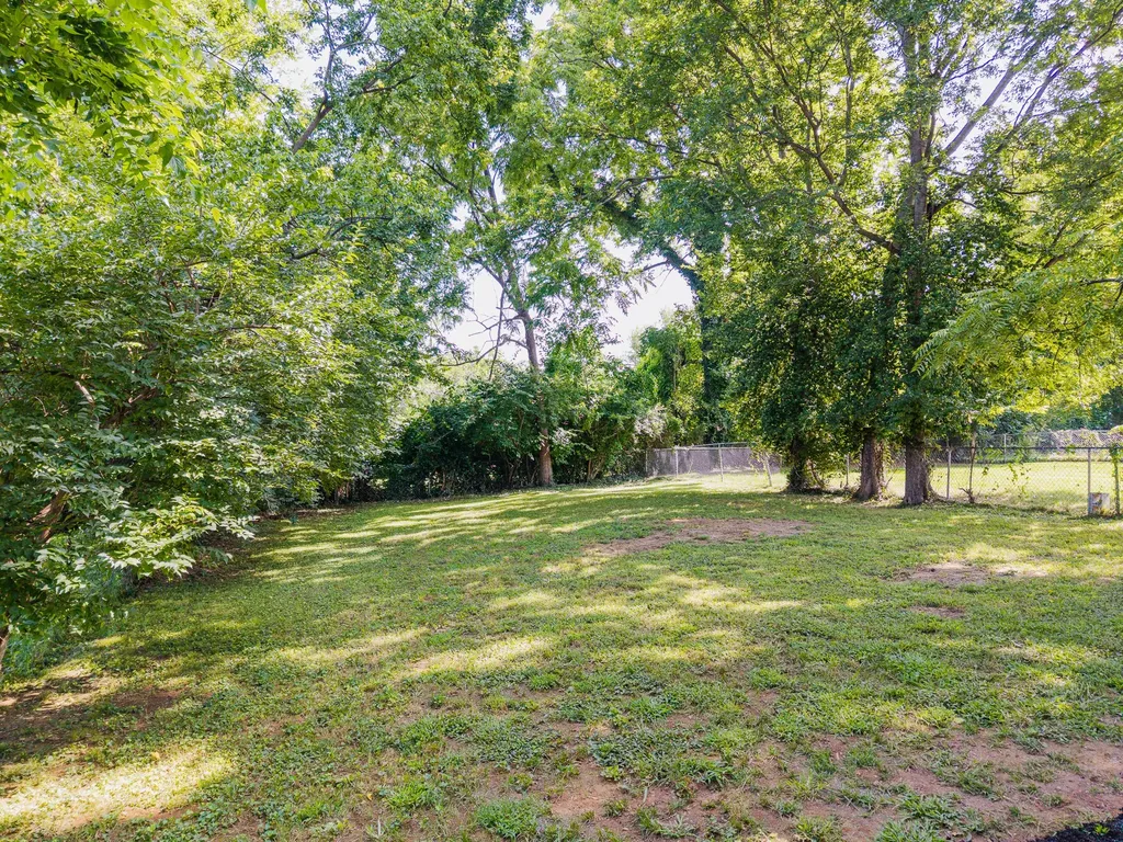 1203 Mcchesney Avenue Nashville TN 37216