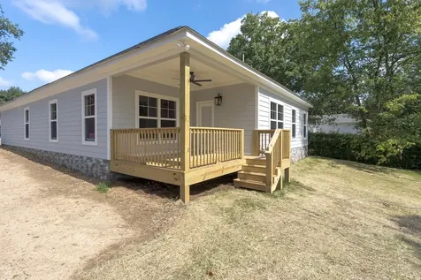 306 Emmett Ave, NW Cleveland TN 37311