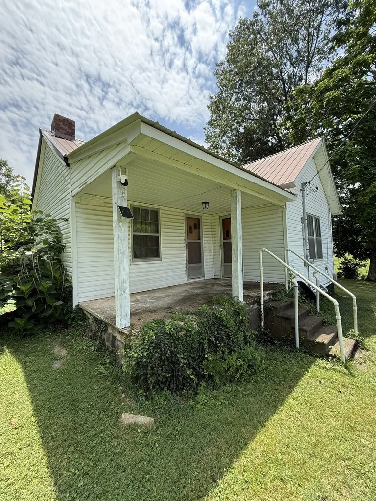 219 Corolla Road Sparta TN 38583