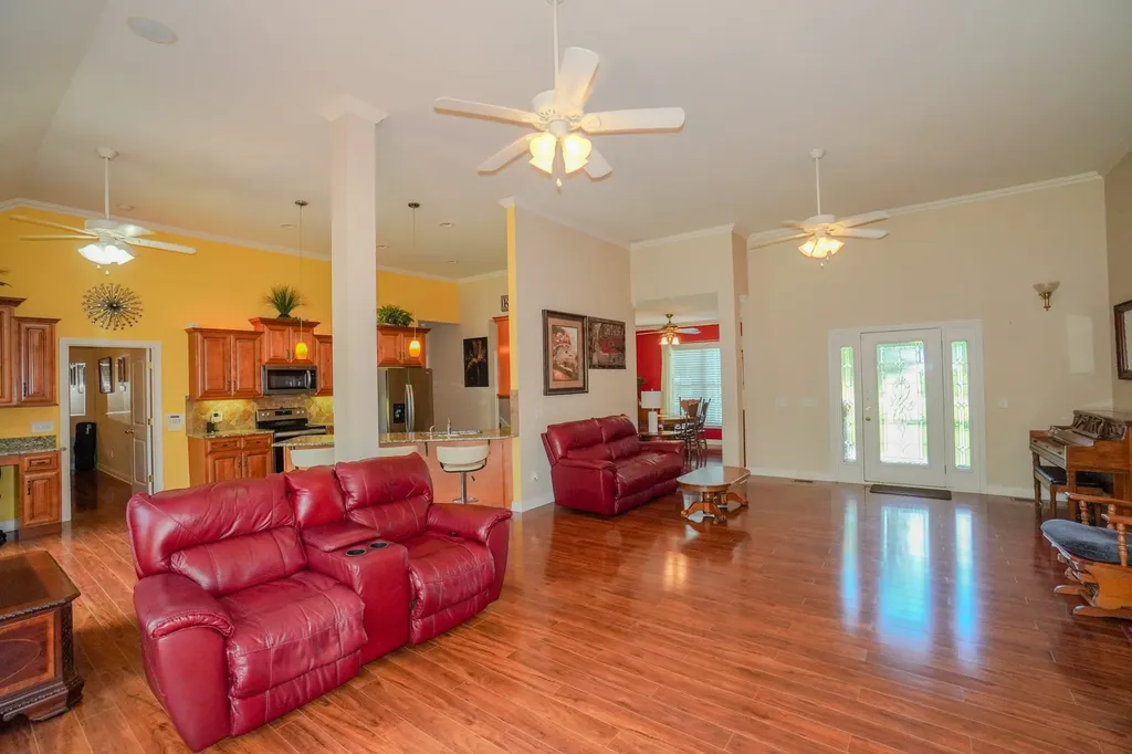 7556 Bethel Road Goodlettsville TN 37072