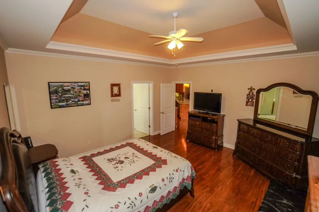 7556 Bethel Road Goodlettsville TN 37072
