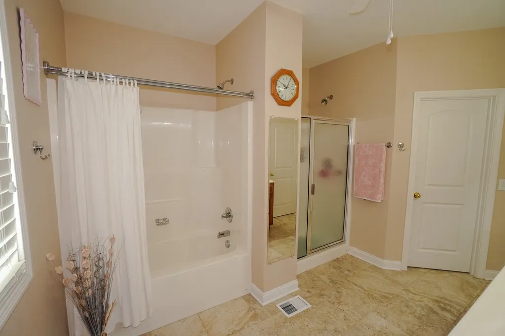 7556 Bethel Road Goodlettsville TN 37072