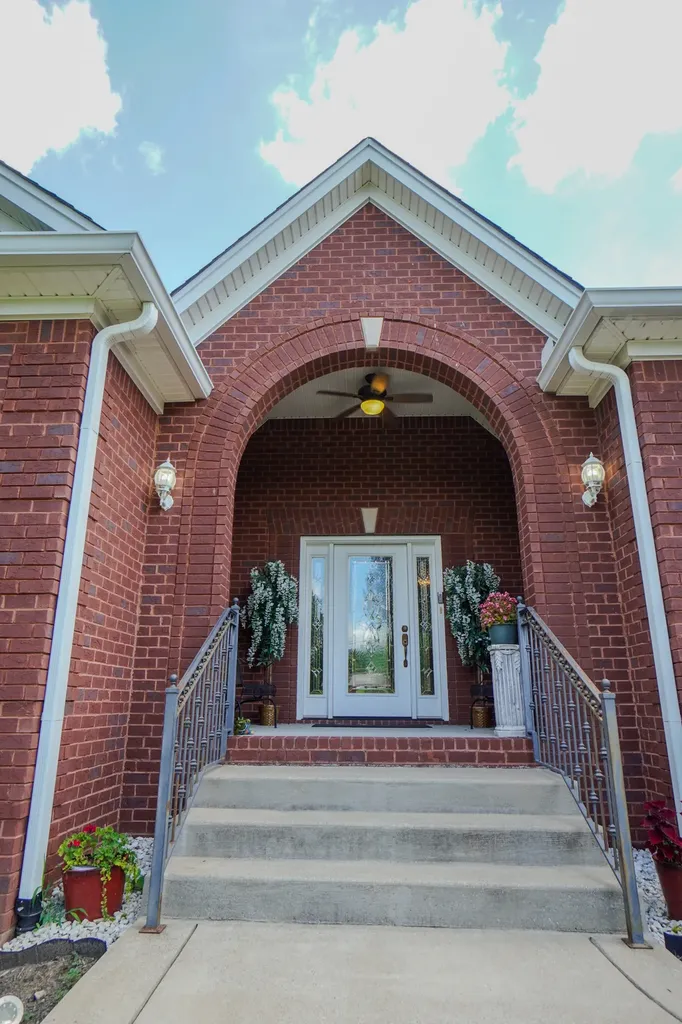 7556 Bethel Road Goodlettsville TN 37072