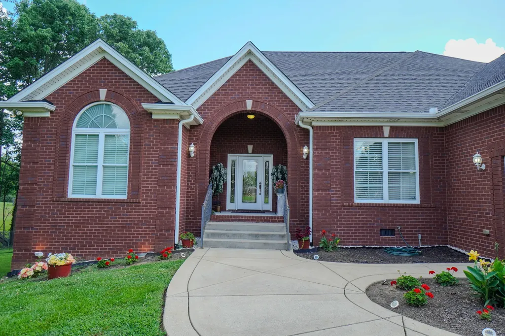 7556 Bethel Road Goodlettsville TN 37072