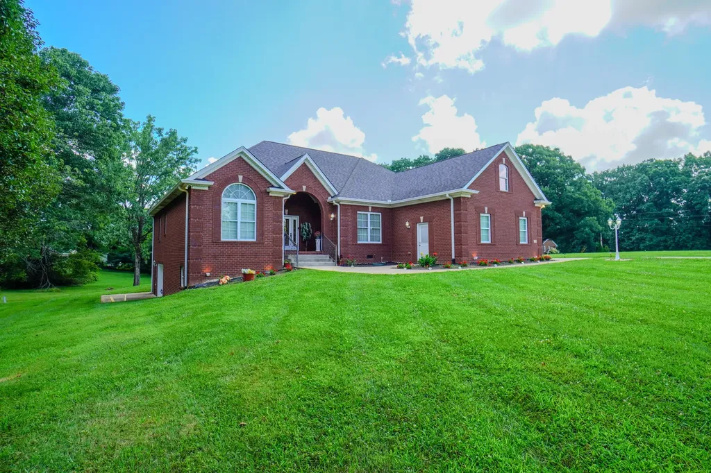 7556 Bethel Road Goodlettsville TN 37072