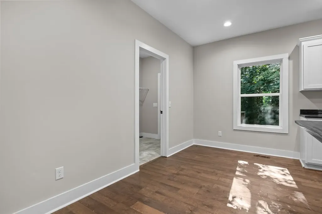 537 Lewis Lane Charlotte TN 37036