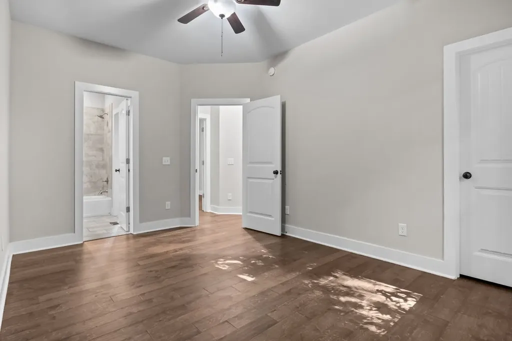 537 Lewis Lane Charlotte TN 37036
